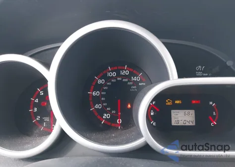 2009 Toyota Matrix S z USA, uszkodzony, nr VIN 2T1KE40E79C002554